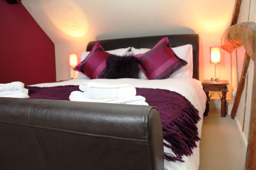 The Halford Hotel Halford  Room photo