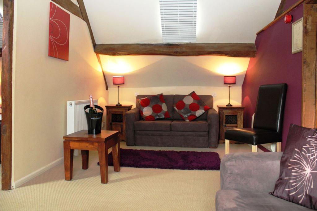 The Halford Hotel Halford  Room photo